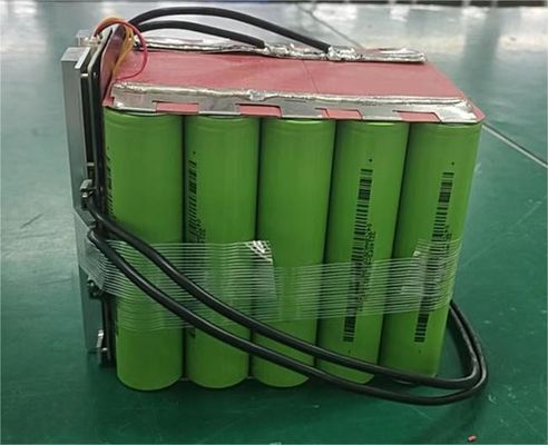 32140 Lifepo4 Battery Pack , 12.8V 75Ah Solar Street Light Lithium Battery