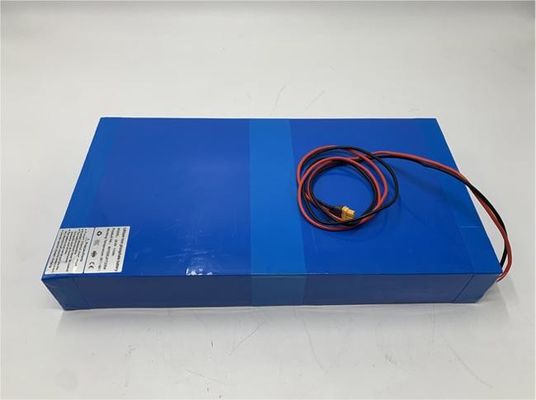 25.6V Lithium Battery 110Ah 32700 For Emergency Response Vehicles / Commercial